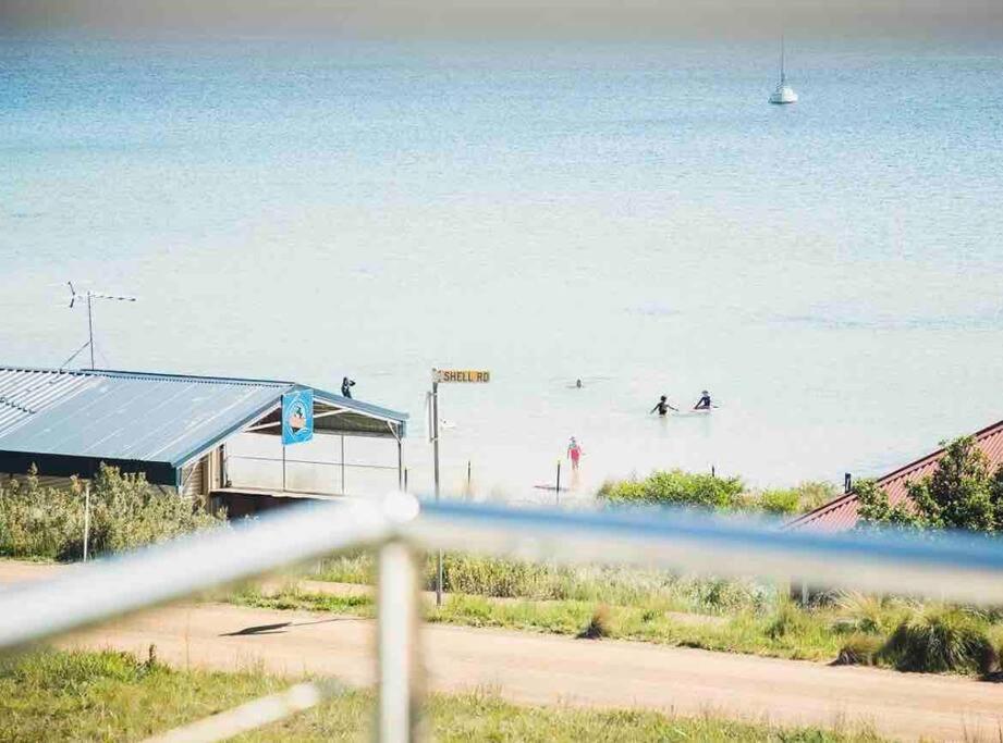 Bruny Boathouse Bed & Breakfast Alonnah Exterior photo