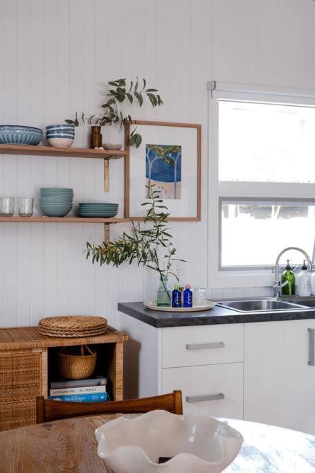 Bruny Boathouse Bed & Breakfast Alonnah Exterior photo